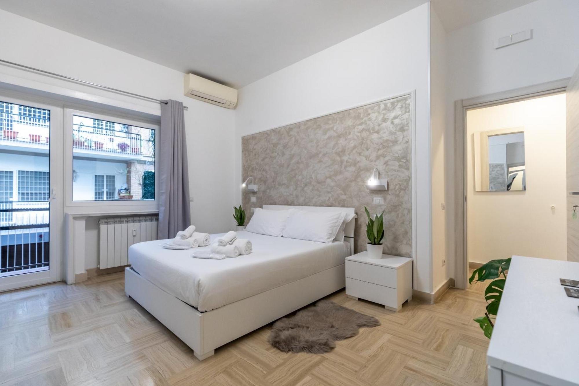 Gregorio VII Luxury Home Apartment โรม ภายนอก รูปภาพ