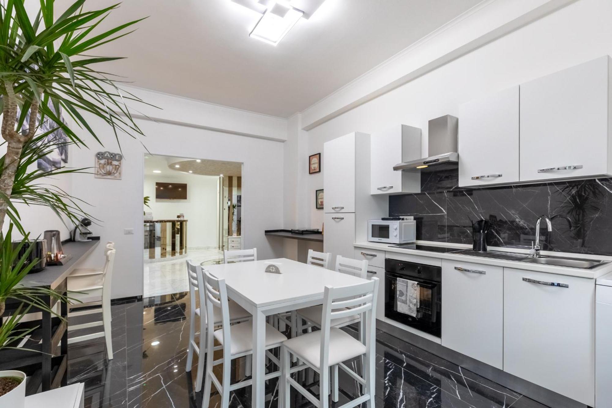 Gregorio VII Luxury Home Apartment โรม ภายนอก รูปภาพ